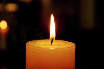 holiday-candle.jpg
