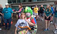 Toledo Walk 2015 Clown and little girl